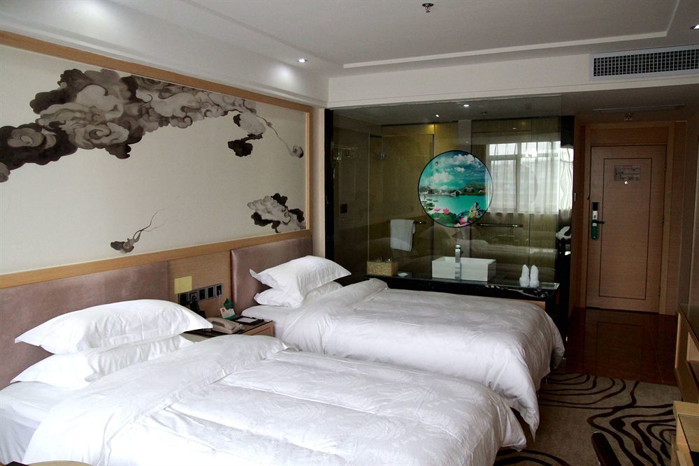 V8 Hotel Train Station Quảng Châu Ngoại thất bức ảnh