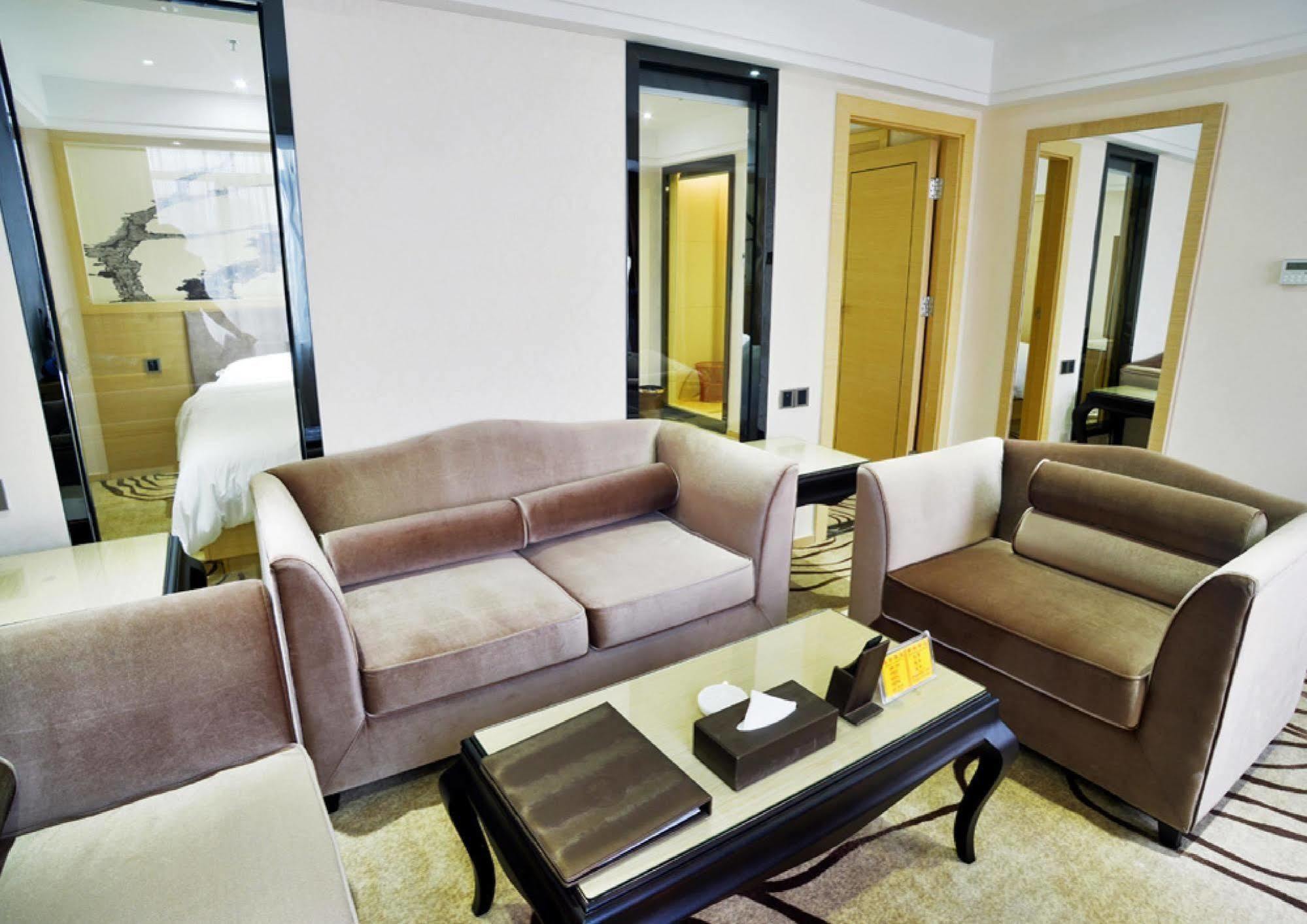 V8 Hotel Train Station Quảng Châu Ngoại thất bức ảnh