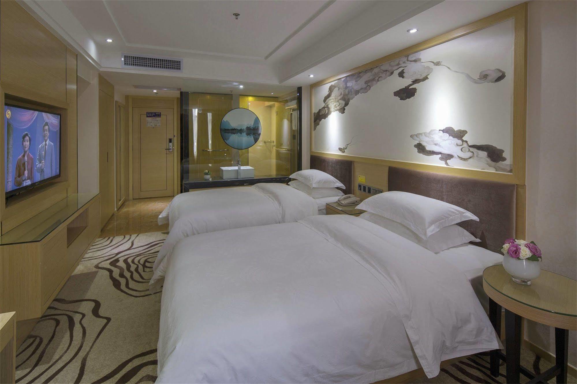 V8 Hotel Train Station Quảng Châu Ngoại thất bức ảnh